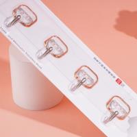 0302 Golden and Radiant Traceless Sticky Hooks