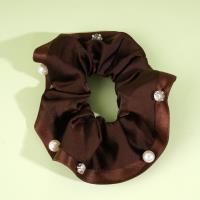 Satin pearl studded drill bit with floral patterned ring