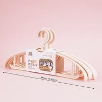 Les cintres antidérapants élargis YP-837 (5 pièces)