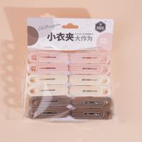 مشابك الملابس الأنيقة HY-1677 بمقدار 12 قطعة.