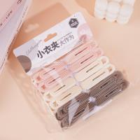 مشابك الملابس الأنيقة HY-1677 بمقدار 12 قطعة.