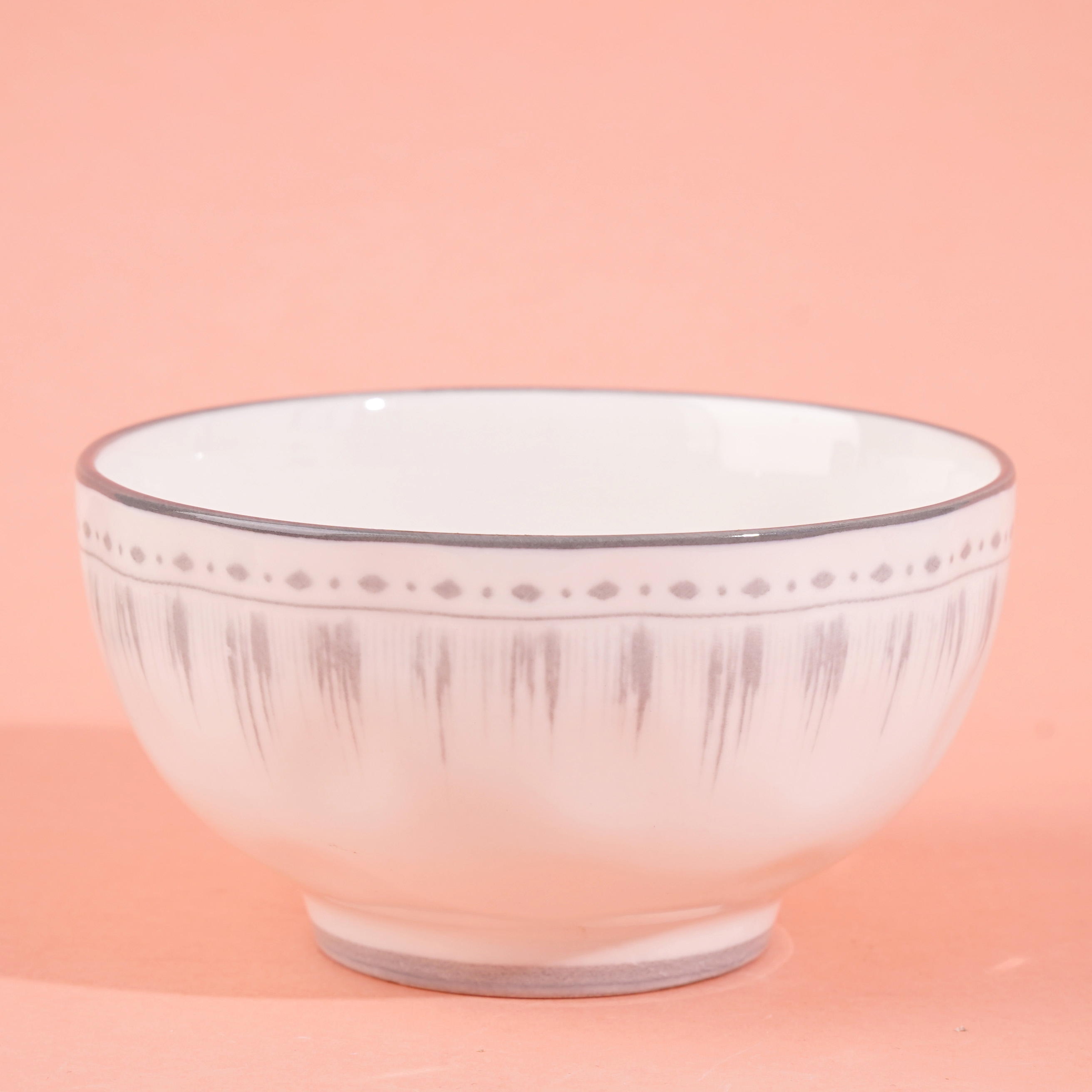4.5-inch stone-patterned bowl - elegant