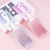 مشمول في هذا المنتج: 6789 فرشاة تسريح الشعر الملونة من الإنترنت.