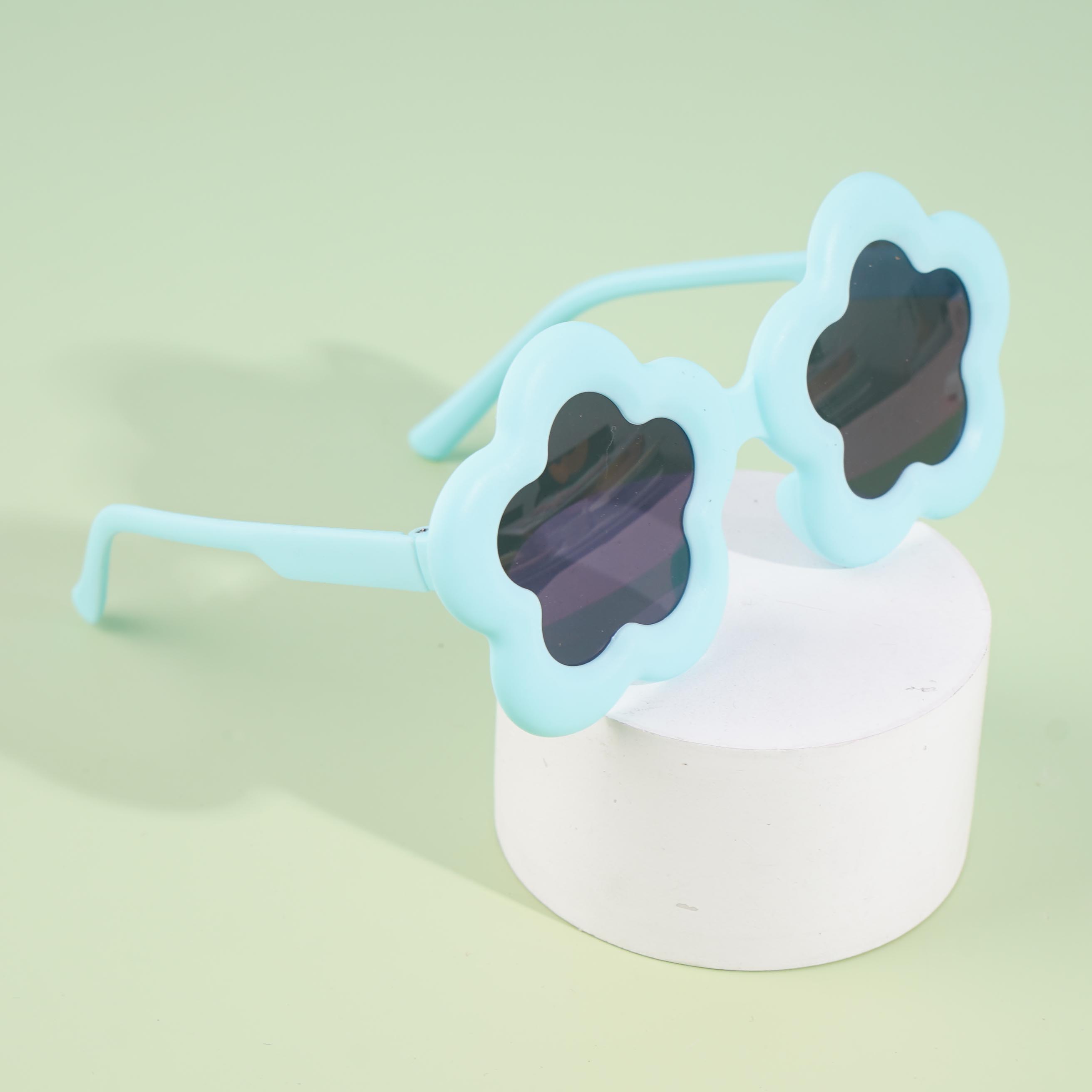 272卡通儿童眼镜（花朵）