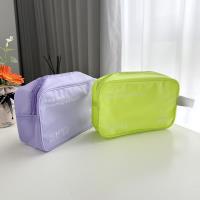 Le sac de toilette de petite taille de la gamme de couleurs Macaron NL-080