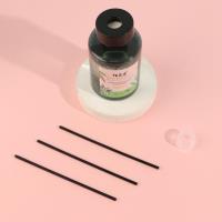 مزيج من زيوت العطر بدون نار من أزهار الداليا والياسمين بحجم 160 جرامًا.