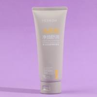 4755 Nettoyant pour le visage anti-huile et apaisant pour hommes, 150 ml.