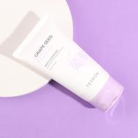 2997 Grape Seed Moisturizing and Translucent Cleansing Milk