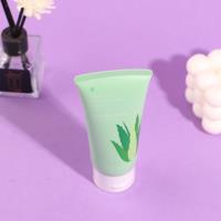 2881 Lotion nettoyante hydratante aux acides aminés d'aloe vera