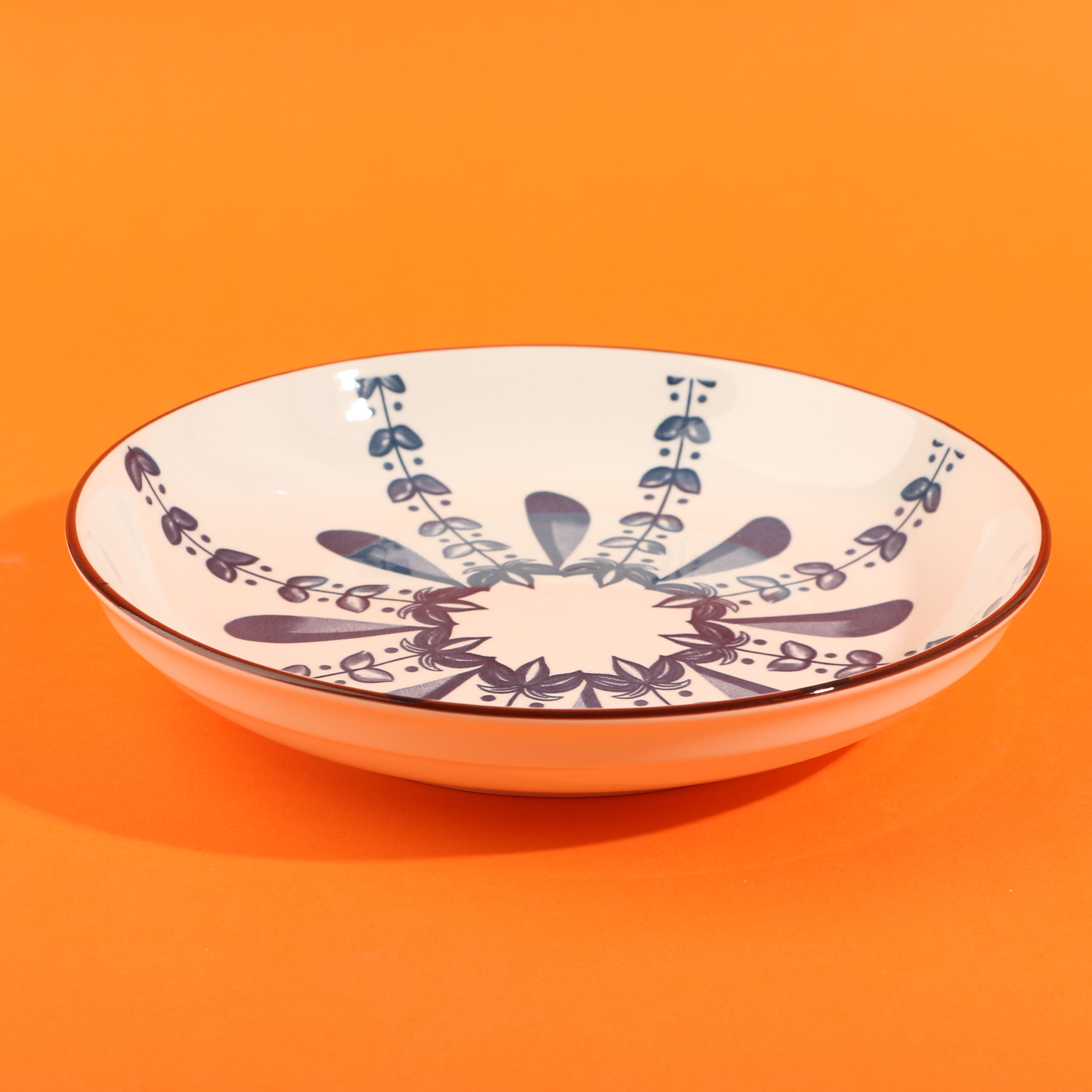 8.3-inch dinner plate - Blue Crystal