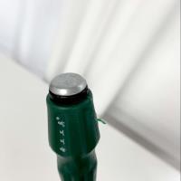 Une visseuse à tête plate de 37 cm.