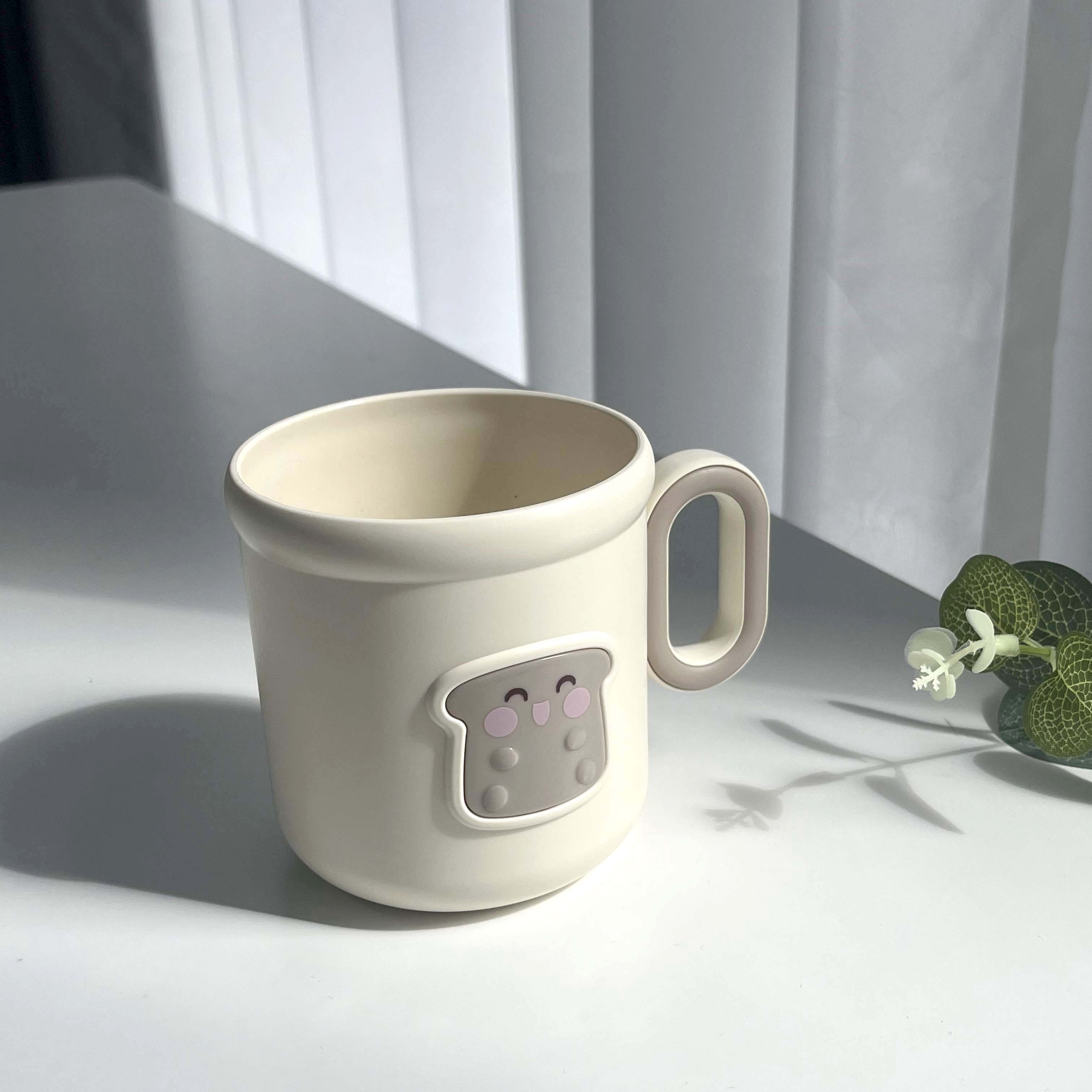 Y-9115 Millie Cartoon Cup