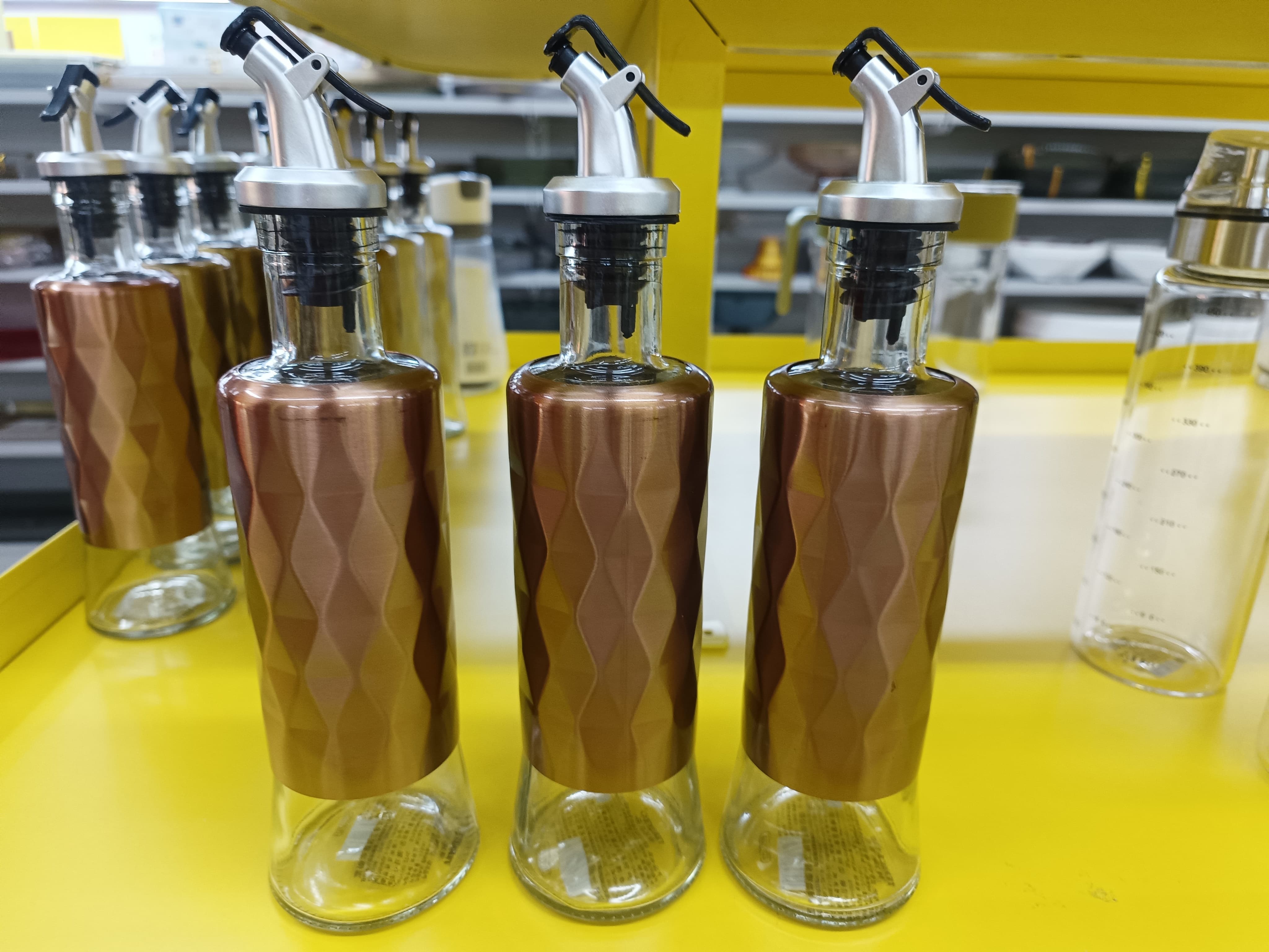 TRFK3323 Ru Meng Ling Diamond Packaging Oil Bottle 300ML