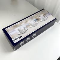 مجموعة الكؤوس الزجاجية C022 ذات الأسطح اللامعة والخطوط المستقيمة والنقوش على شكل مطرقة.