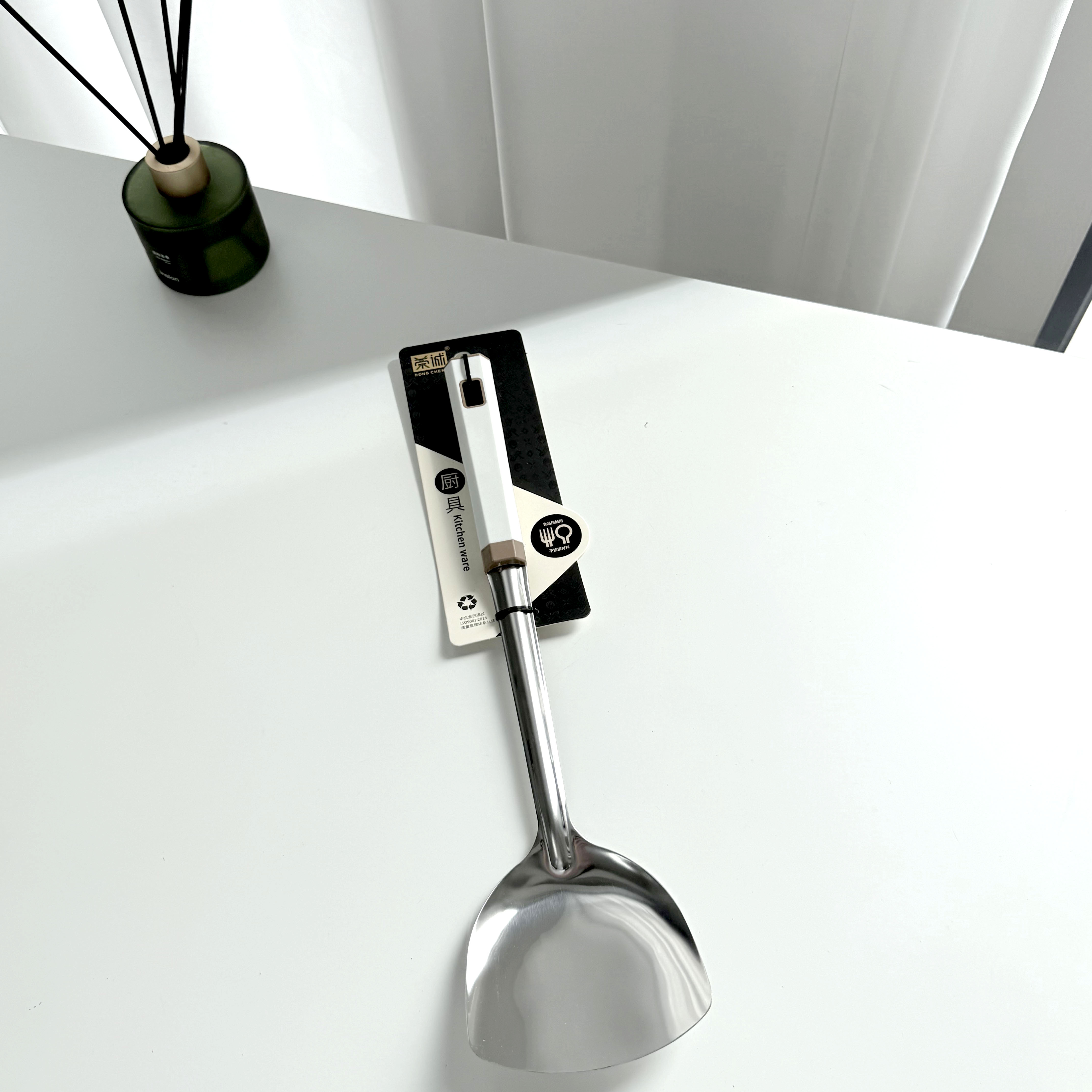 قطعة شحذ QF-RC2659-6 ذات مقبض ملتوي.