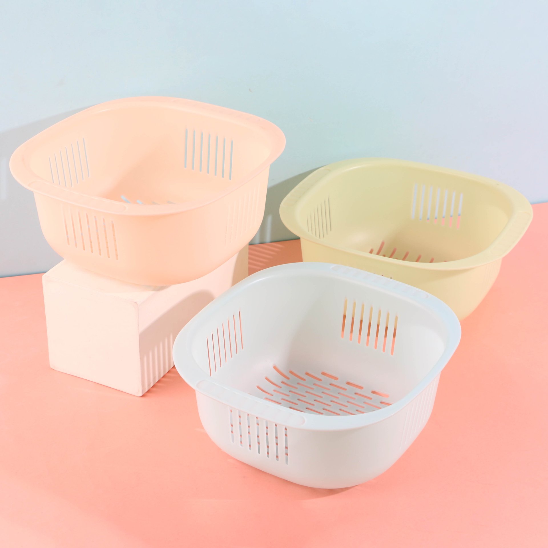 8100 Drainage Basket