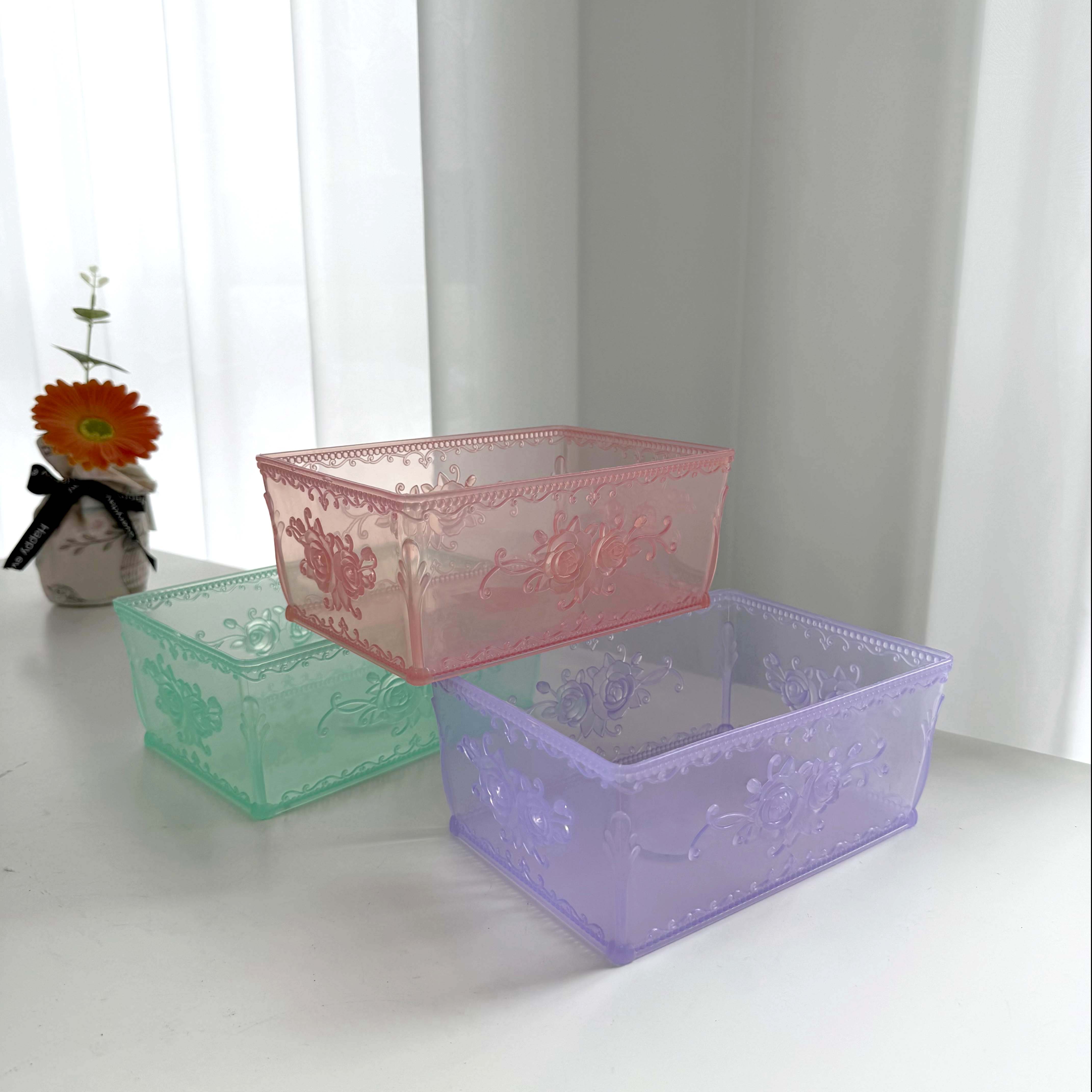 9115 European-style storage box