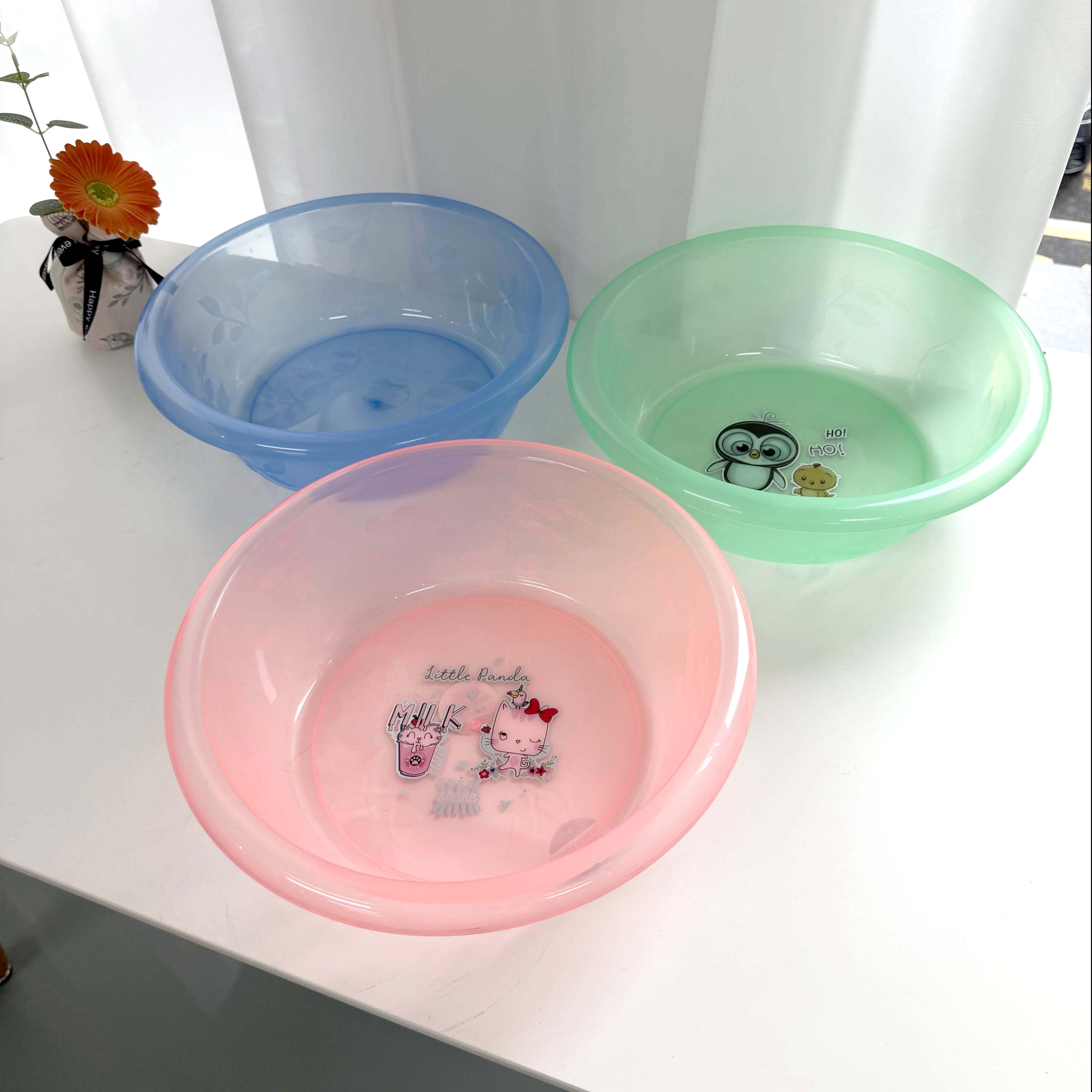 9044 Leaf Transparent Pot