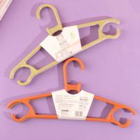 3 مجموعات من شماعات الملابس الفاخرة للبالغين 527.