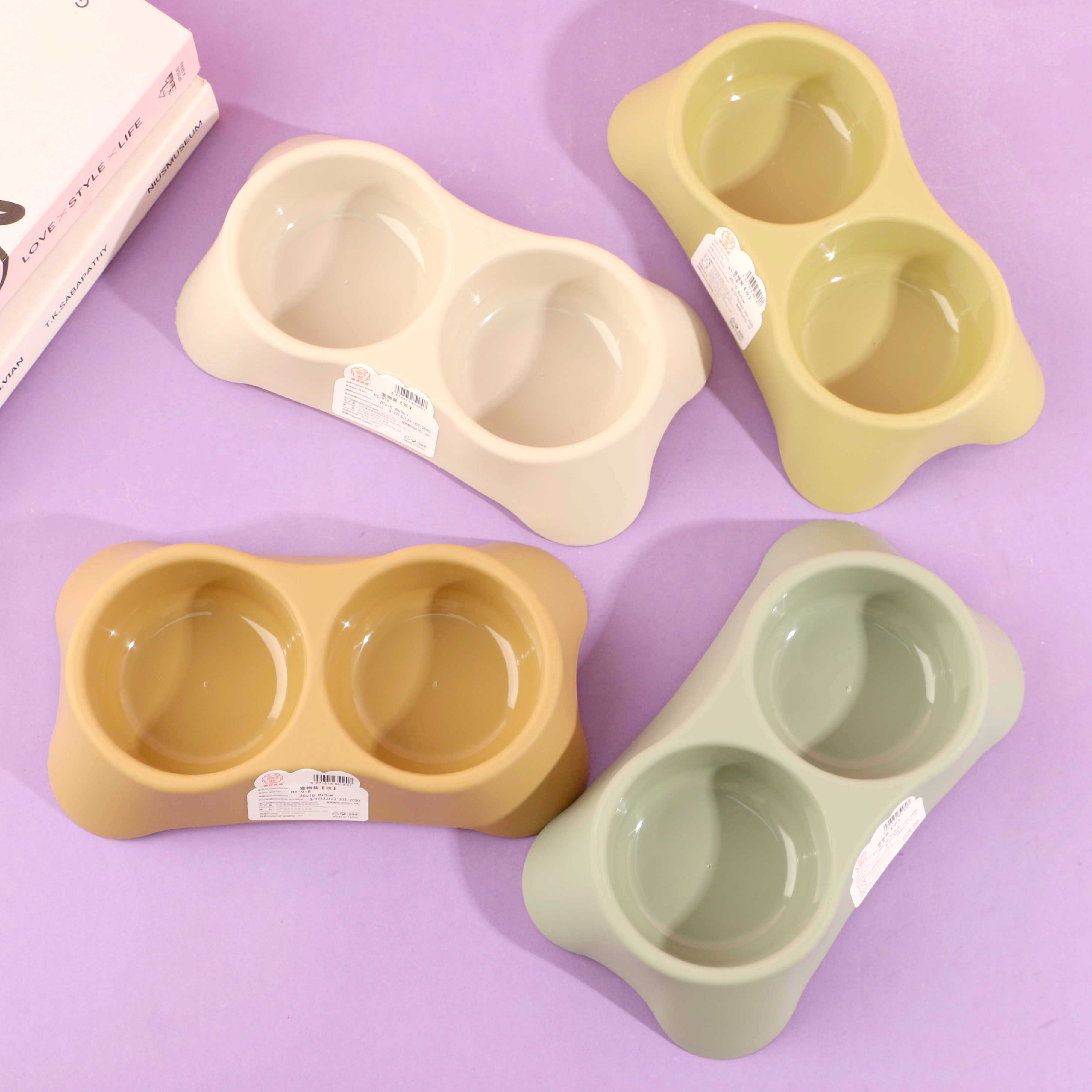 Pet bowl with two compartments, 918