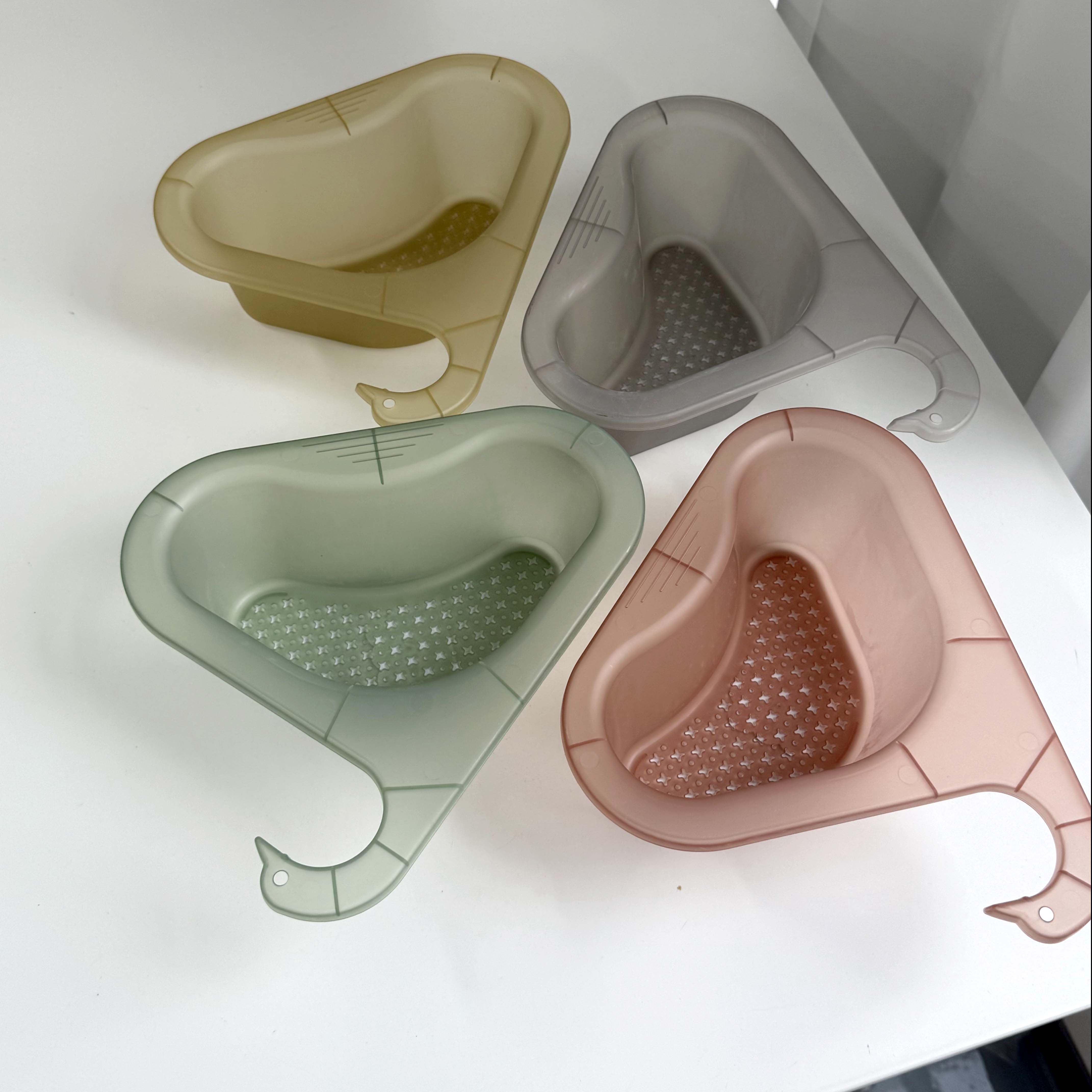 The transparent swan sink drainage basket 5298