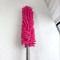 Retractable dust removal rod