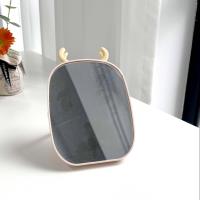 Monstre de télévision Mirror 6525 avec cornes de cerf