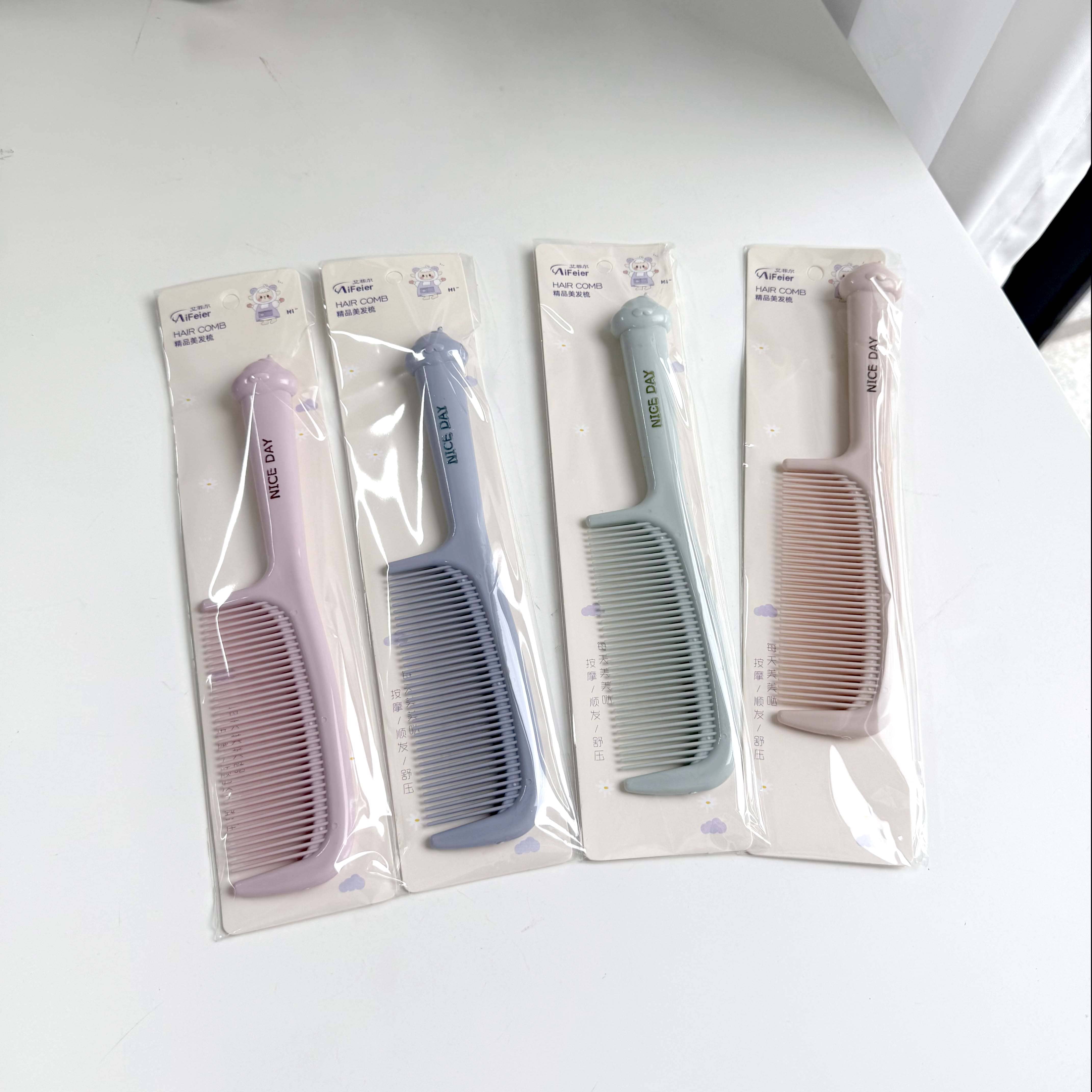 Eiffel Fine Combs 0910