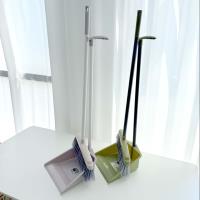 810 ensembles de balais.