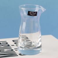 JLJH08K White Scale Glass Pourer