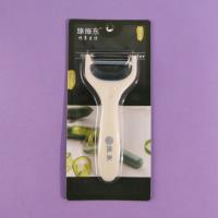 3000 pairs of skinning knives