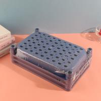 814 étagère à trois niveaux.