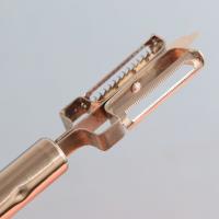 8,836 double-sided steel hooks, suitable for use with fruit knives