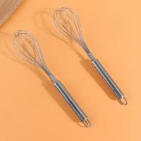 مخفق البيض الكبير ذي المقبض الأسطواني.