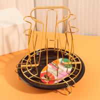 Le porte-gobelets rond à six compartiments 8611 avec poignée.