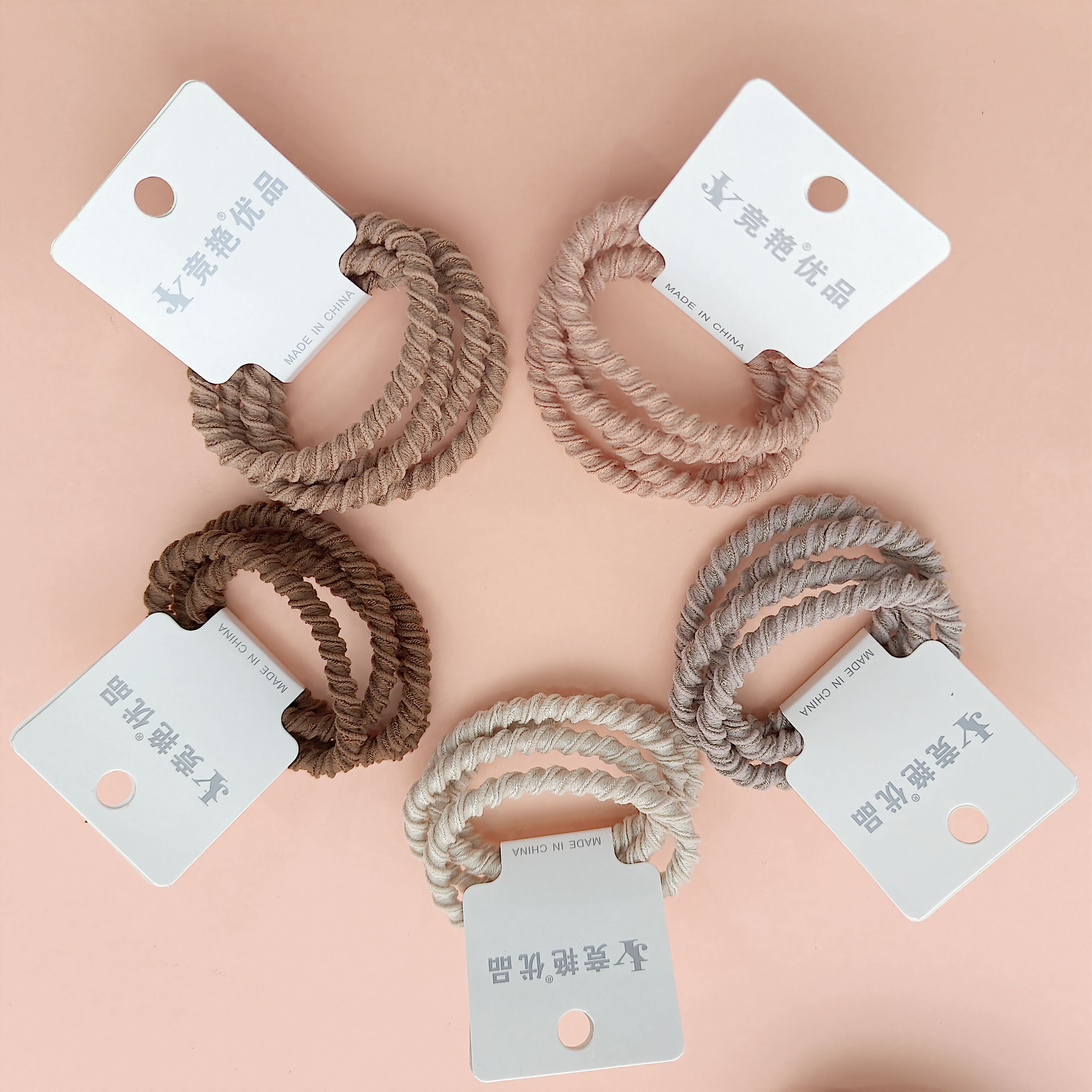 4 pieces of coffee-colored screw-on hair bows