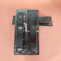 Des ceintures pour hommes en boîte (au hasard)