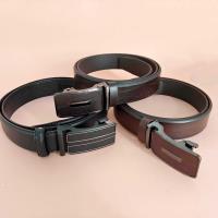 La ceinture automatique pour hommes à adhésif (au hasard)