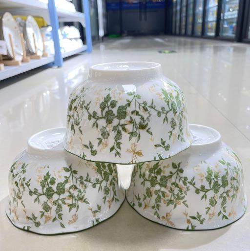 T 5, love fills the world