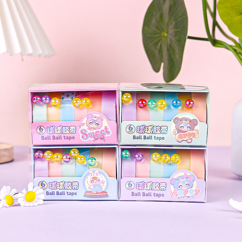 XX-1235 Wow, a three-year-old ball-shaped tape with a macaron design