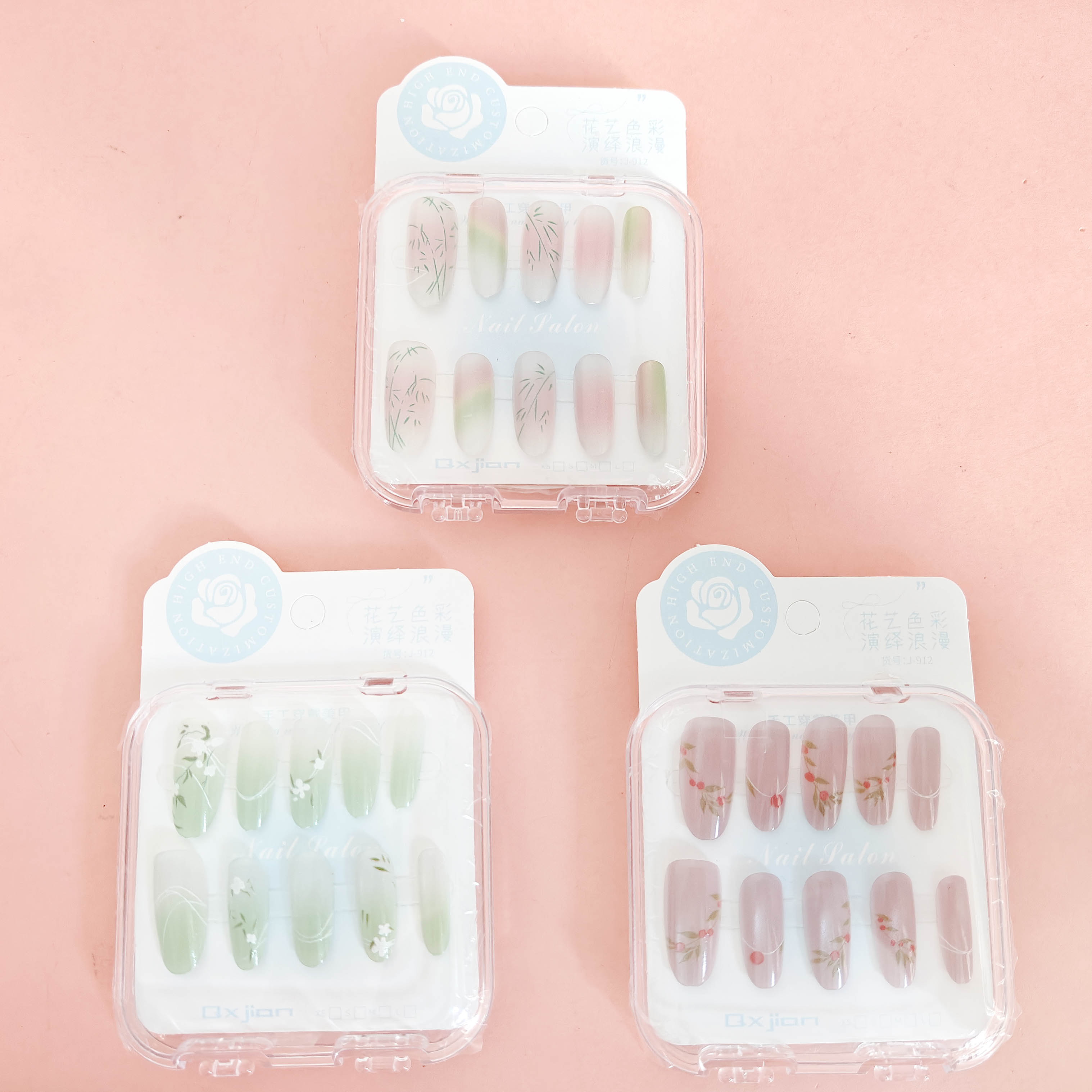 912 نظارات كات آي صينية جديدة للارتداء.  
ألف.