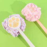 فرشاة الاستحمام ثنائية الوجه على شكل مخلب القط لعام 2013.