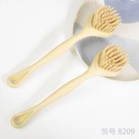 The 8209 multi-purpose pot brush is widely used in the fashion industry.