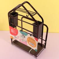 د1002 قاعدة سكين على شكل منزل مصنوعة من الحديد المسطح.