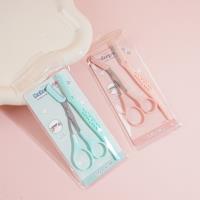 The S-538 Micro-Focused Eyebrow Trimmer and Comb Set