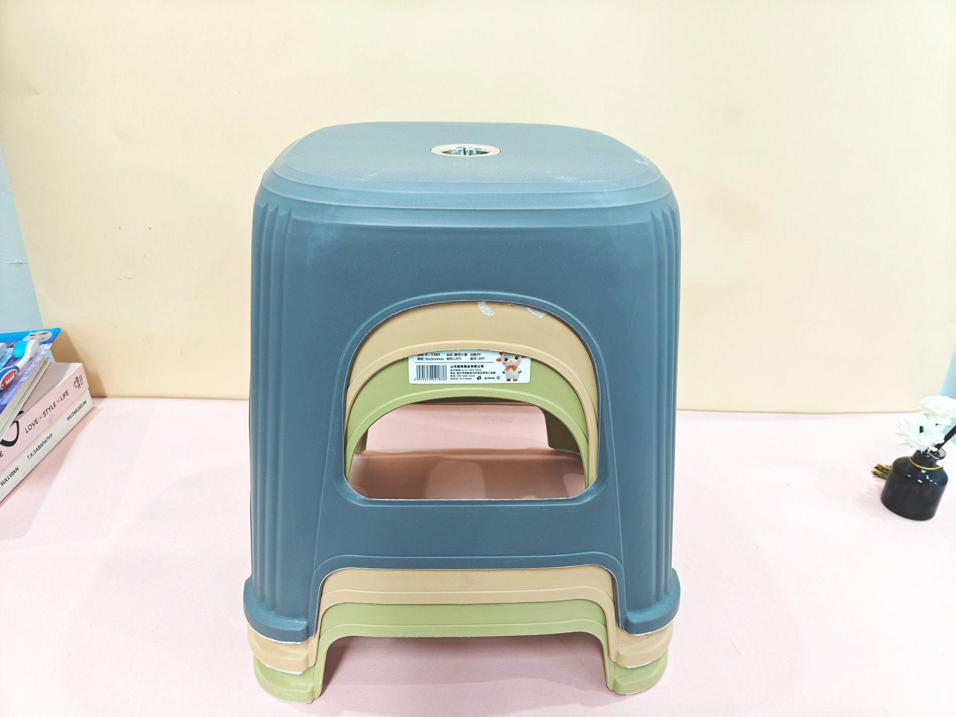 1141 Guofeng Small Stool
