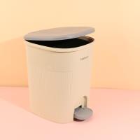 5170 square-shaped pedal trash bin