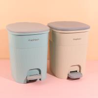 5170 square-shaped pedal trash bin