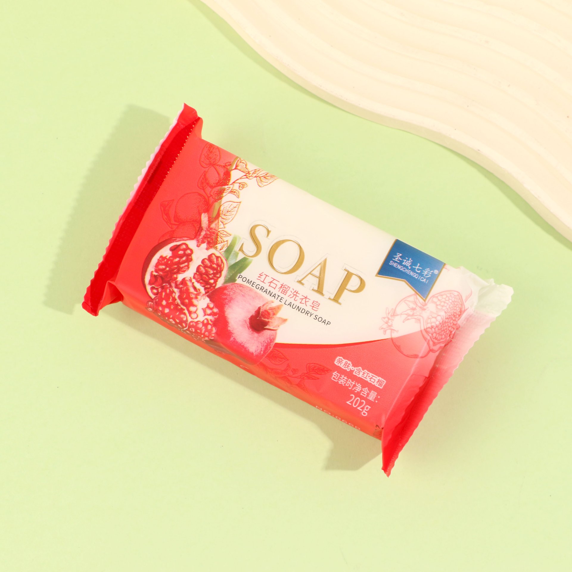 0660 Red Pomegranate Laundry Soap