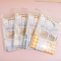 The TE-34PL composite flannel lace tablecloth measures 137*183 cm.